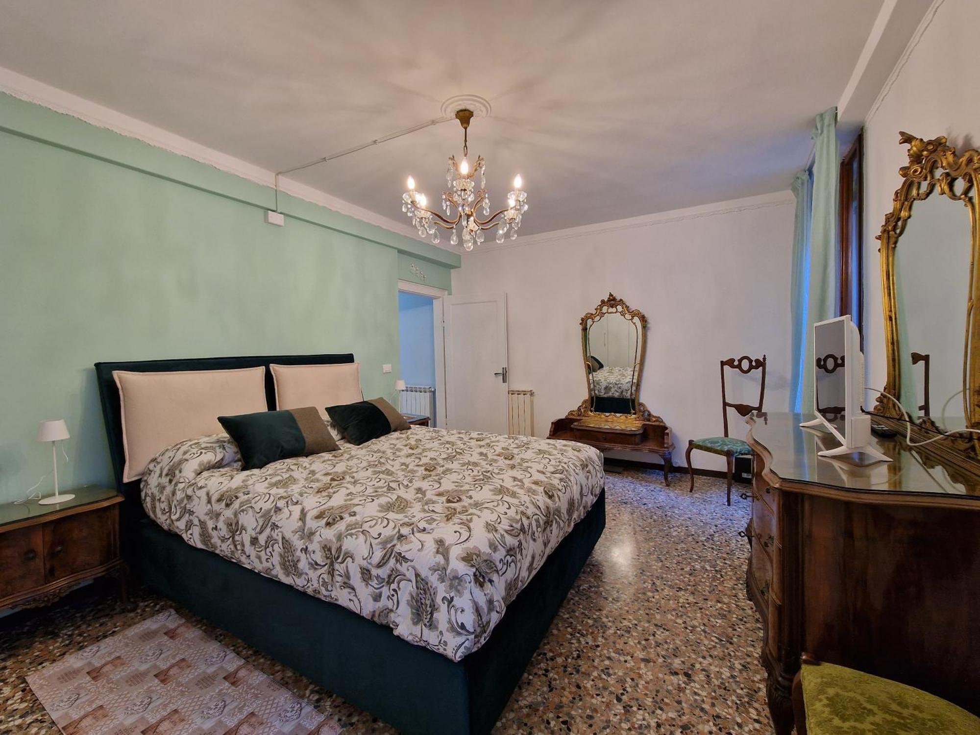 Veneziacentopercento La Forcola Apartment, Next To Rialto Bridge Zewnętrze zdjęcie