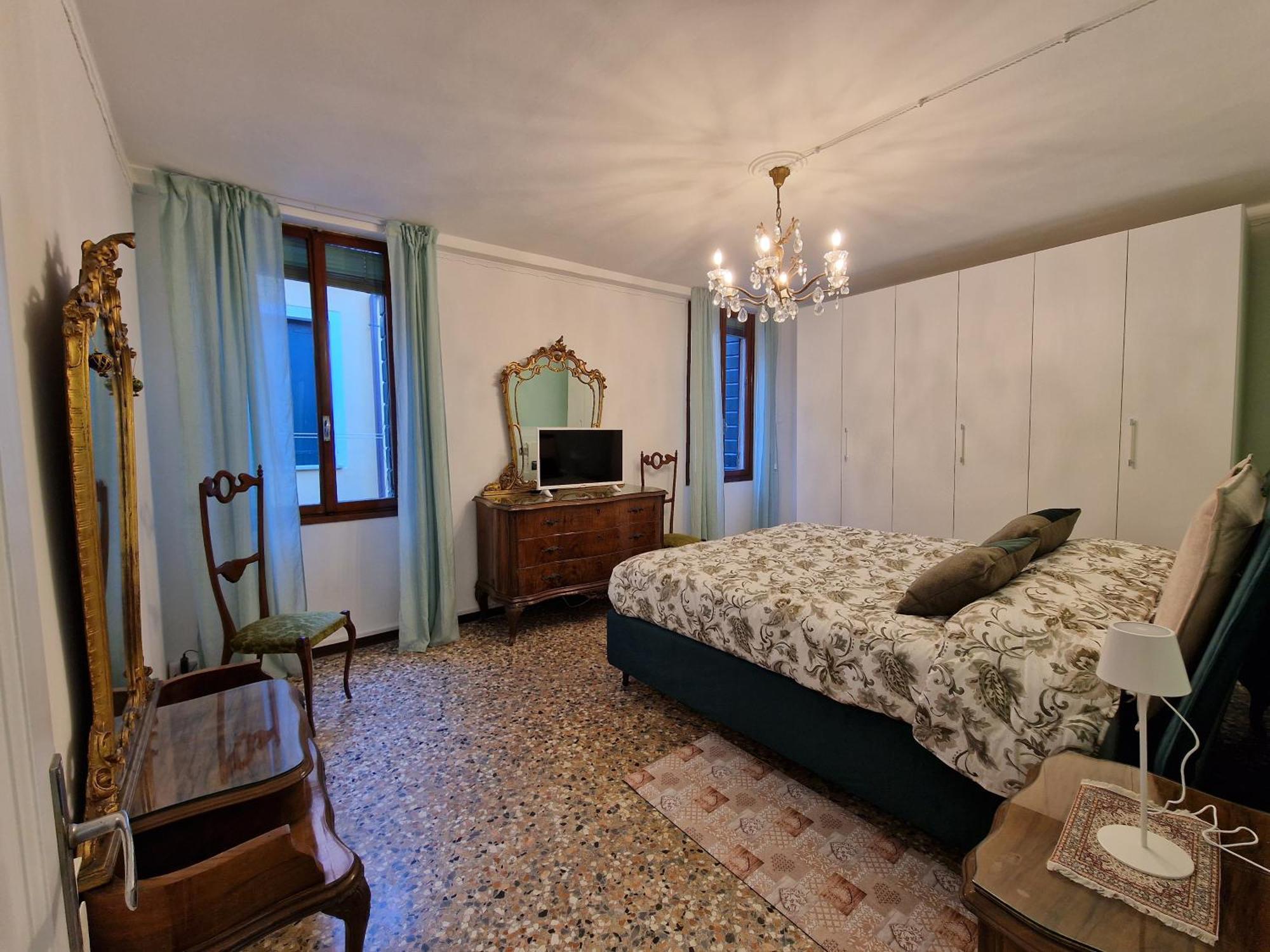 Veneziacentopercento La Forcola Apartment, Next To Rialto Bridge Zewnętrze zdjęcie