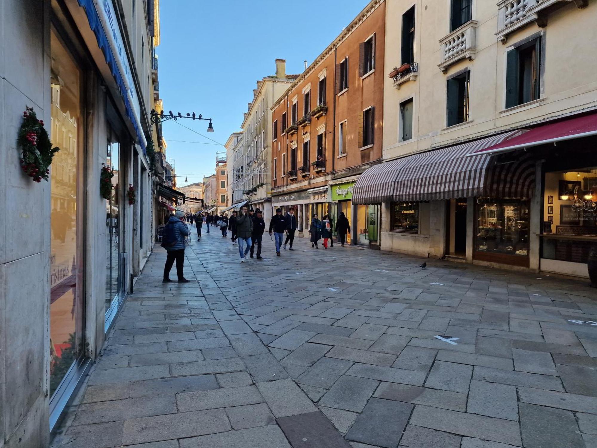 Veneziacentopercento La Forcola Apartment, Next To Rialto Bridge Zewnętrze zdjęcie